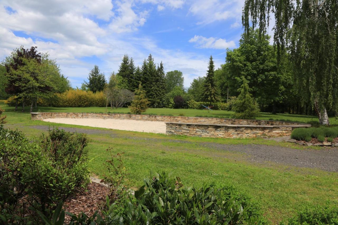 Hostellerie La Bruyere Hotel 3*